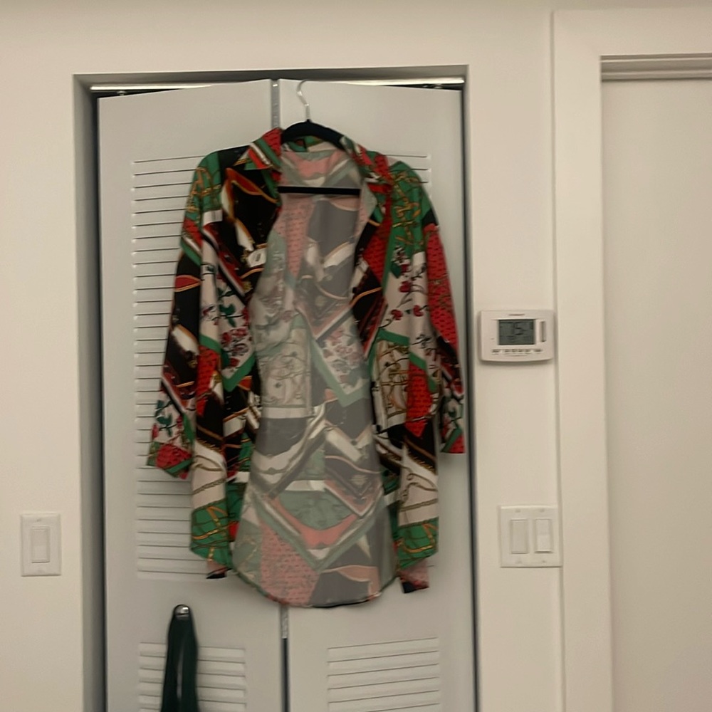 Women’s Chain Pattern Button Down Shirt - image 1